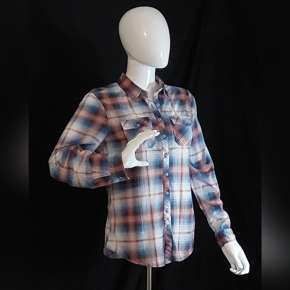 PASSPORT Women's Shirt - SIZE: Medium - Picture 3 of 11